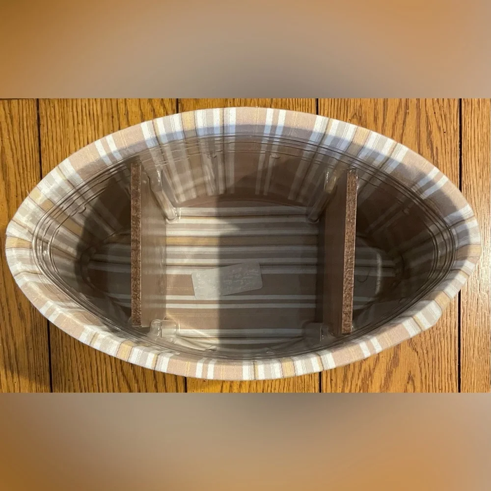 EUC Longaberger Basket Medium Metropolitan Football Oval Shaped Tissue Caddy